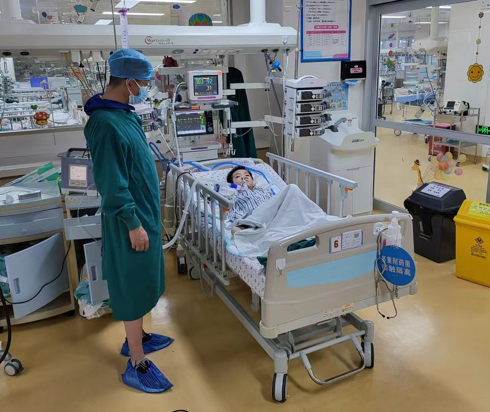 新沂市跨省救护车出租公司