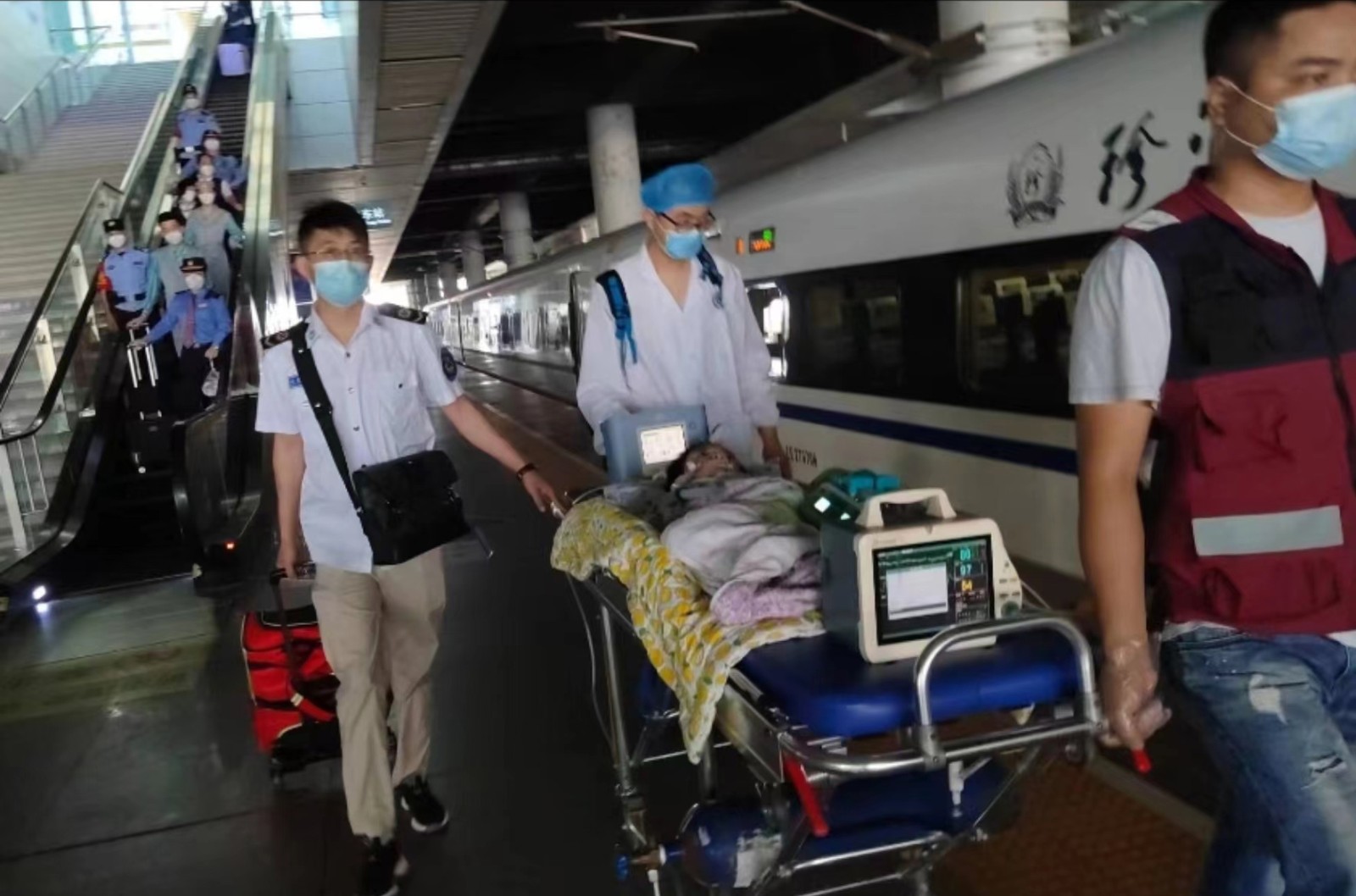 新沂市高铁转运公司